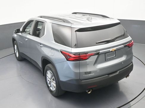 Used 2023 Chevrolet Traverse LT FWD image 48