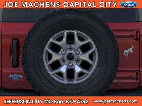 New 2025 Ford Bronco Badlands image 25