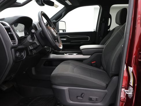 Used 2024 RAM 3500 Big Horn w/ Night Edition AWD/4WD image 8