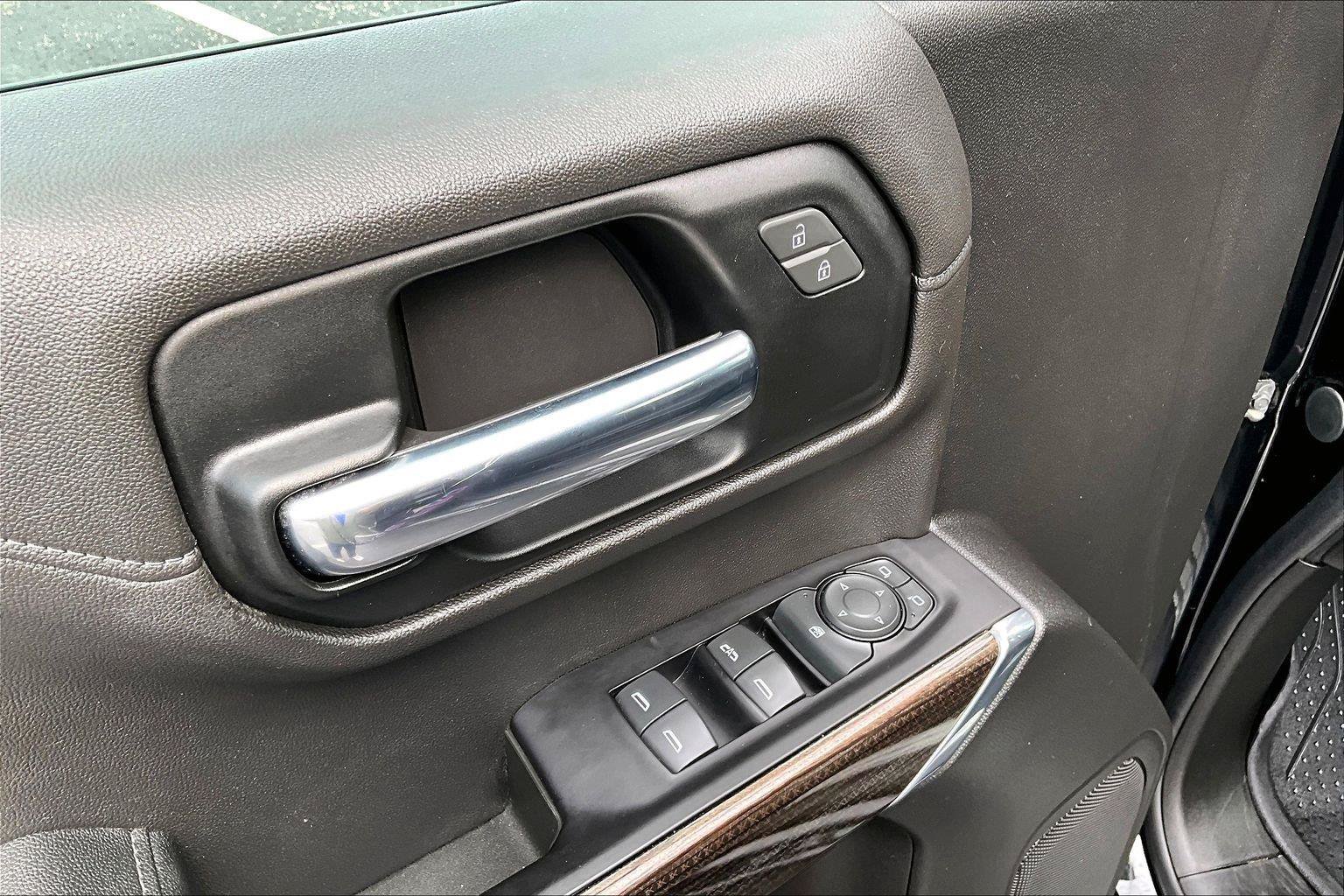 Used 2019 Chevrolet Silverado 1500 LT w/ All-Star Edition AWD/4WD image 36