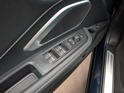 Certified 2025 Acura RDX SH-AWD image 19