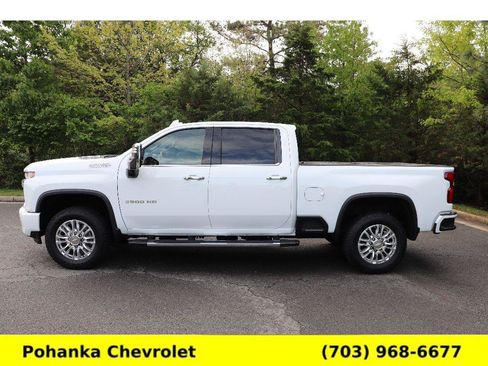 Used 2022 Chevrolet Silverado 3500 High Country w/ Z71 Off-Road Package AWD/4WD image 4