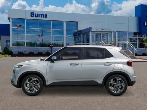 New 2026 Hyundai Venue SEL image 3