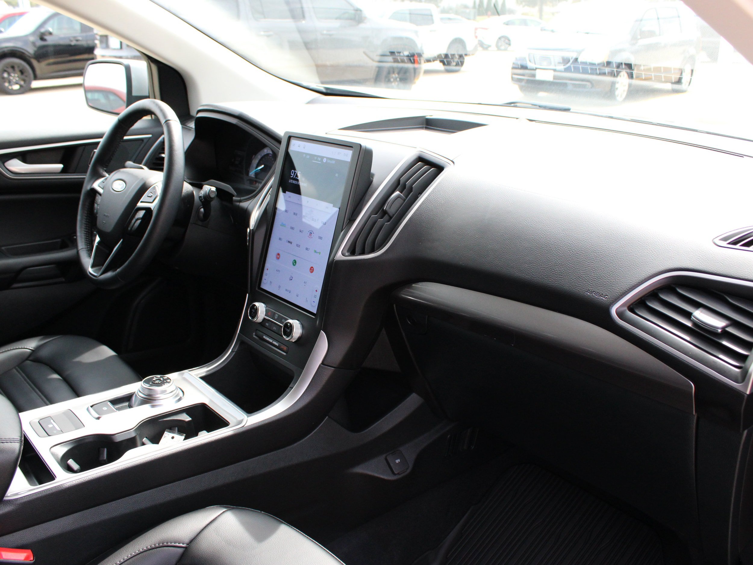 Used 2024 Ford Edge SEL w/ Convenience Package AWD/4WD image 40