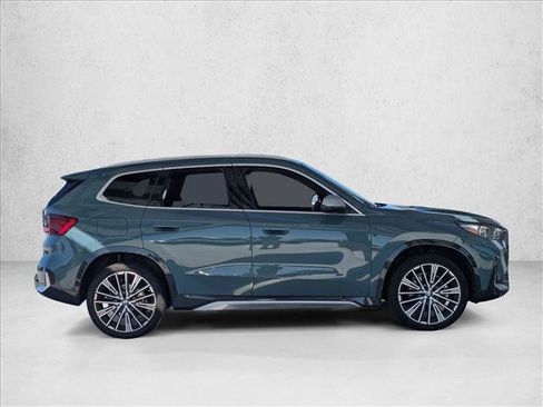 Certified 2024 BMW X1 xDrive28i w/ Premium Package image 4