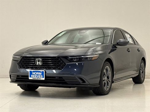 New 2025 Honda Accord EX-L image 2