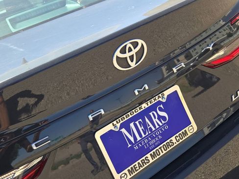 Used 2026 Toyota Camry LE FWD image 12