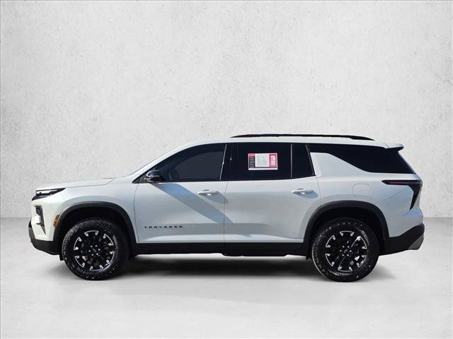 Used 2024 Chevrolet Traverse Z71 AWD/4WD image 2