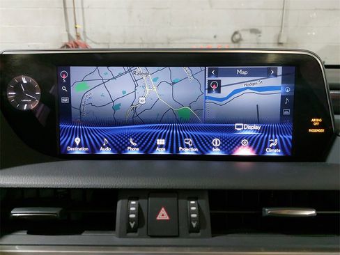 Used 2020 Lexus ES 350 Ultra Luxury image 21