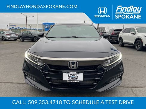 Used 2018 Honda Accord Sport image 2