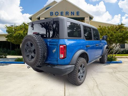 Used 2023 Ford Bronco Black Diamond AWD/4WD image 5