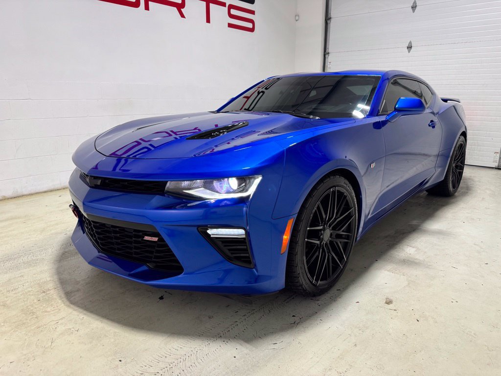 Used 2017 Chevrolet Camaro SS RWD image 2