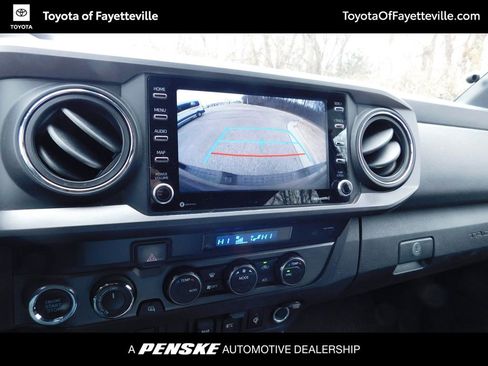 Used 2021 Toyota Tacoma TRD Off-Road image 6