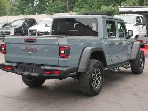Used 2025 Jeep Gladiator Rubicon w/ Safety Group AWD/4WD image 11