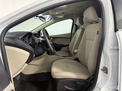 Used 2018 Ford Focus SE image 14