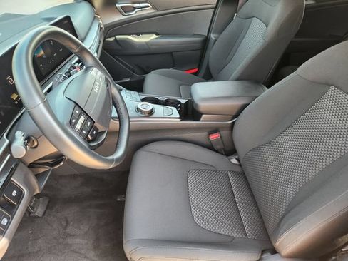 Certified 2026 Kia Sportage S AWD/4WD image 13