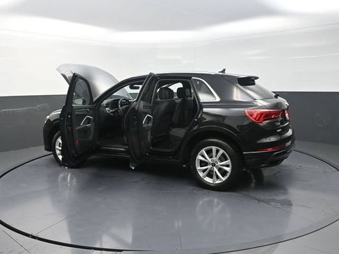 Used 2025 Audi Q3 2.0T Premium AWD/4WD image 43