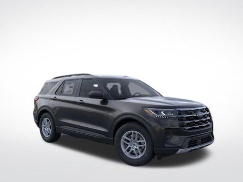 New 2026 Ford Explorer Active image 10