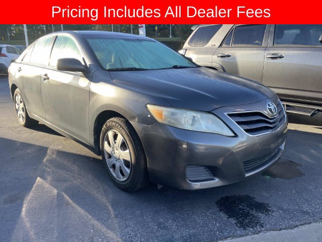 Used 2011 Toyota Camry LE FWD image 12