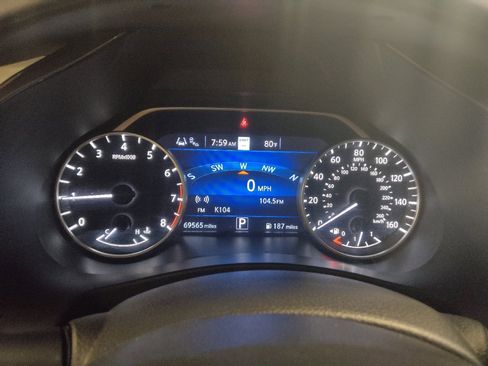 Used 2023 Nissan Murano SL w/ SL Moonroof Package FWD image 23