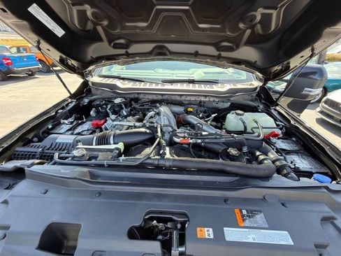 New 2026 Ford F250 Lariat w/ Black Appearance Package image 28