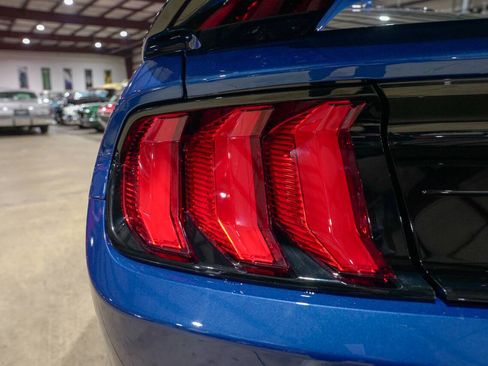 Used 2022 Ford Mustang Shelby GT500 w/ Technology Package image 29