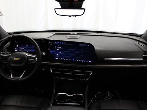 Used 2026 Chevrolet Traverse High Country image 28