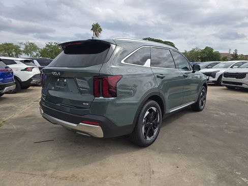 New 2026 Kia Sorento EX FWD image 8