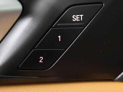 Used 2023 BMW X5 xDrive40i w/ M Sport Package image 41