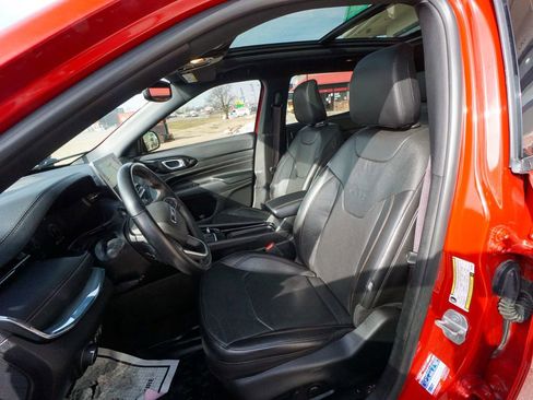 Used 2022 Jeep Compass Limited w/ (RED) Package image 22