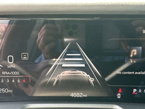 Certified 2025 GMC Acadia Elevation w/ Black Edition FWD image 12