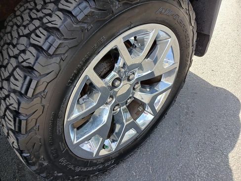 Used 2014 GMC Sierra 1500 SLT w/ SLT Crew Cab Value Package image 9