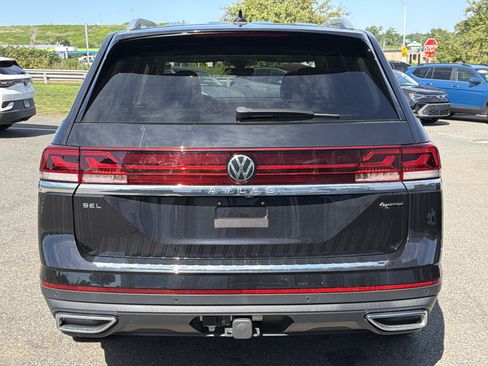 Certified 2024 Volkswagen Atlas SEL AWD/4WD image 5