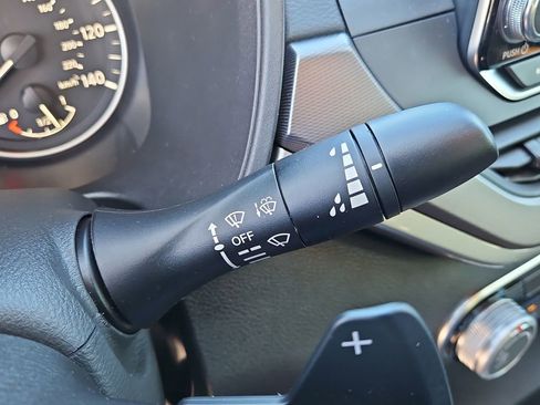 Used 2024 Nissan Altima 2.5 SR image 24