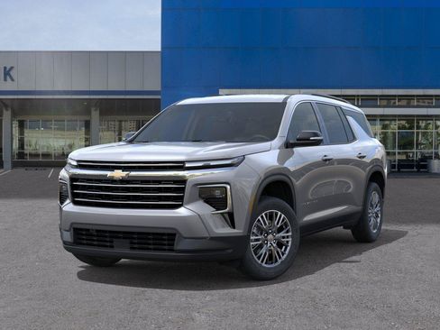 New 2026 Chevrolet Traverse LT FWD image 6