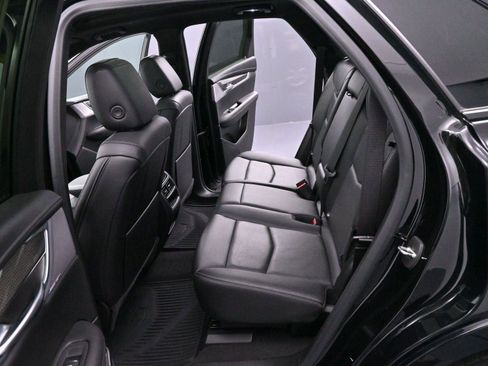 Used 2022 Cadillac XT5 Sportv w/ LPO, Floor Liner Package image 31