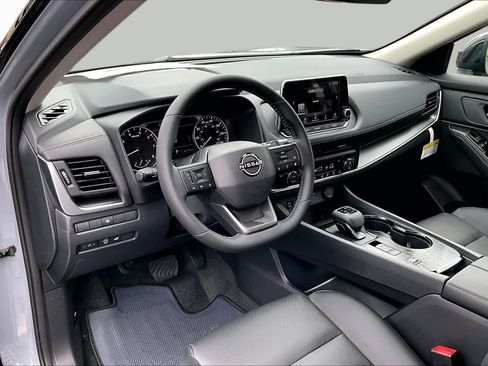 New 2026 Nissan Rogue Dark Armor FWD image 8
