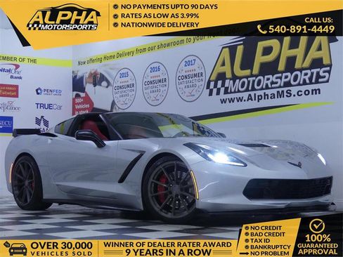 Used 2018 Chevrolet Corvette Stingray Coupe image 1