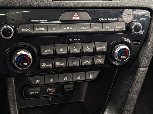 Used 2020 Kia Sportage SX image 28