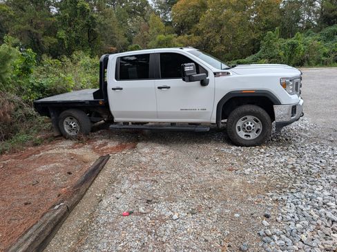 Used 2023 GMC Sierra 2500 Pro w/ Gooseneck/5TH Wheel Package image 3