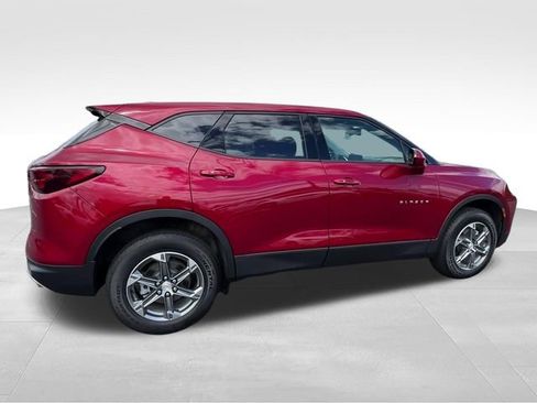 Certified 2026 Chevrolet Blazer LT FWD image 7