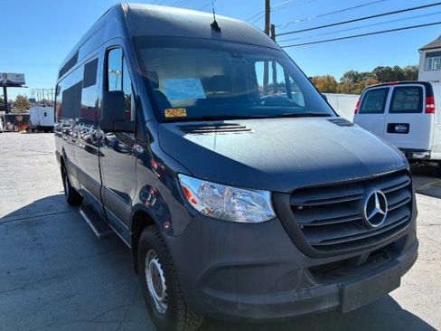 Used 2019 Mercedes-Benz Sprinter 170 image 1