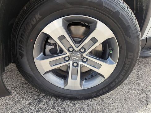 Used 2024 Honda Pilot EX-L image 32