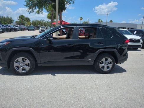 Certified 2025 Toyota RAV4 XLE w/ Convenience Package AWD/4WD image 9