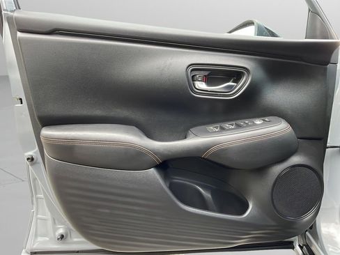 Used 2024 Honda HR-V Sport image 22