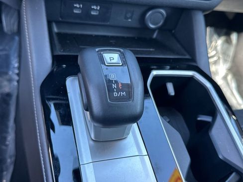 Used 2025 Mitsubishi Outlander SE AWD/4WD image 29