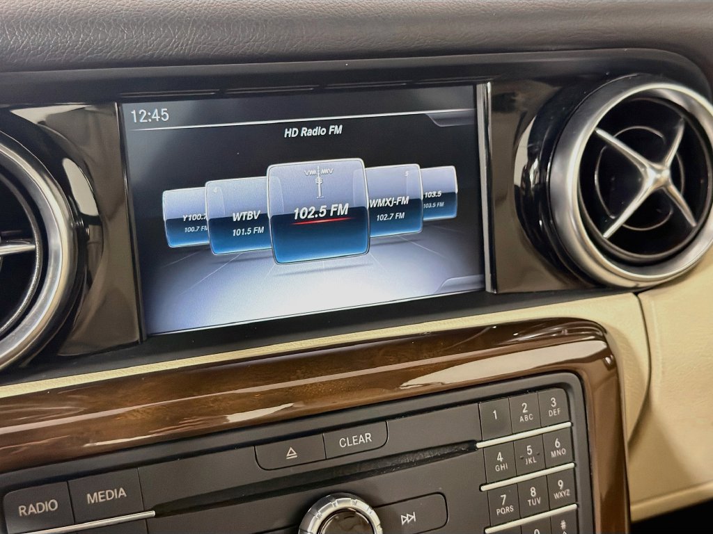 Used 2020 Mercedes-Benz SLC 300 w/ Premium Package image 14