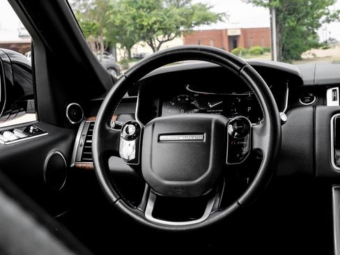 Used 2018 Land Rover Range Rover Sport HSE image 13