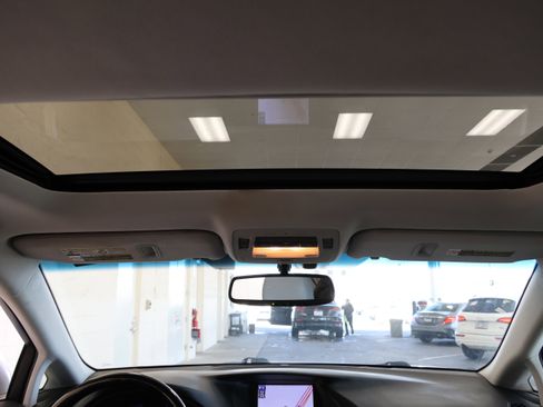 Used 2013 Lexus RX 350 w/ Navigation Pkg image 31