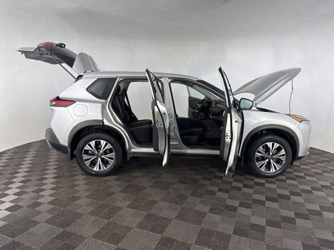 Certified 2021 Nissan Rogue SV image 13